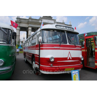 Лобовое стекло ЛАЗ А - 695 Лобовое стекло ЛАЗ А - 695