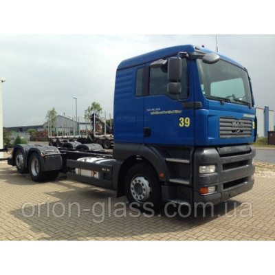 Windshield MAN TGA XL